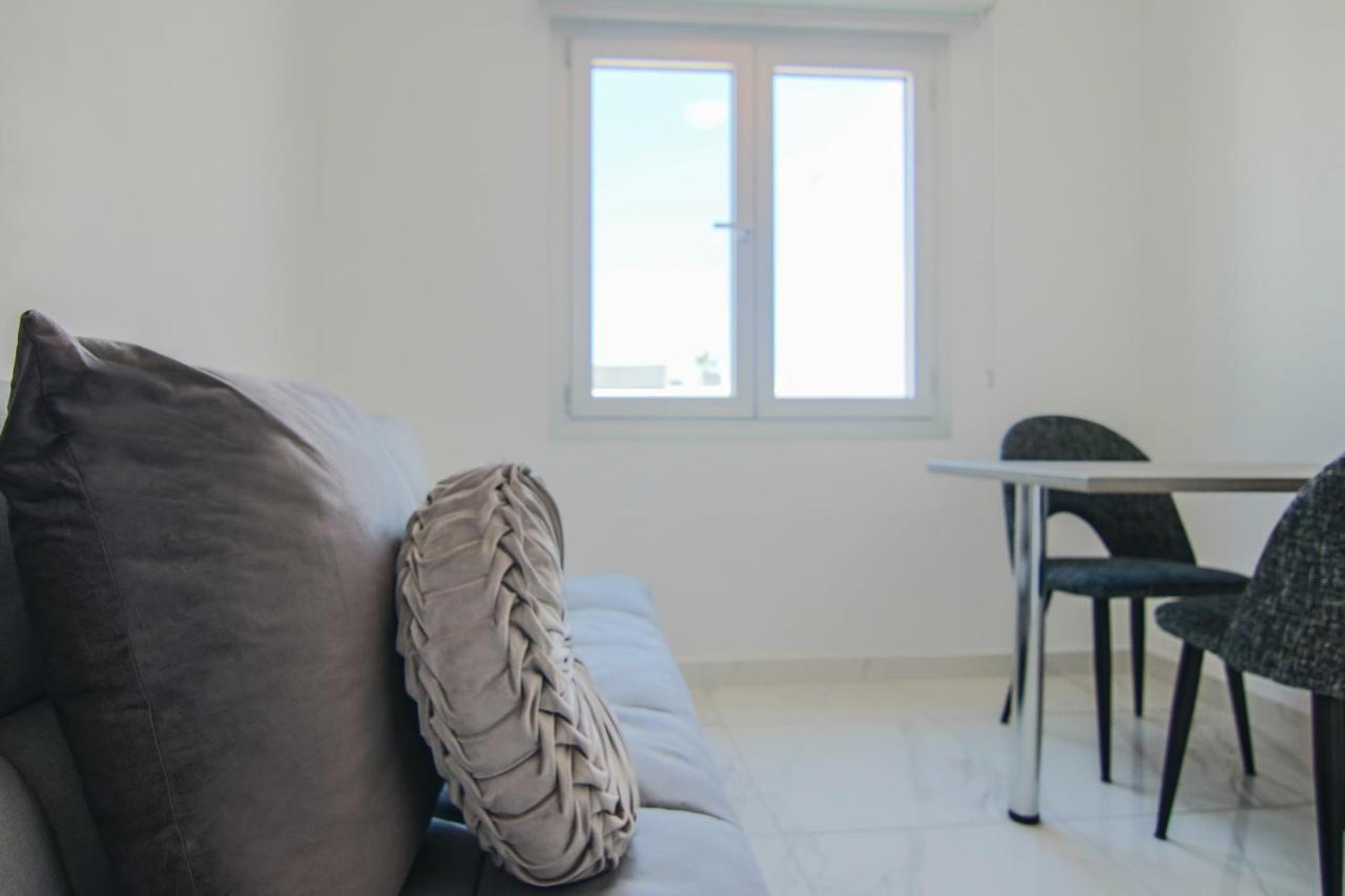 Phaedrus Living: Seaside Luxury Flat Lighthouse 66 Apartment Paphos Exterior photo